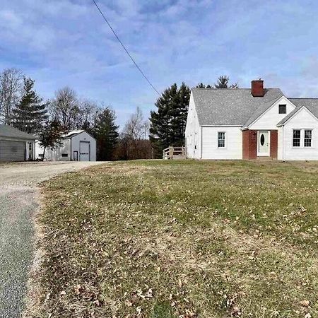 Trestle Creek Farm- Farmhouse Suite บลูมมิงตัน ภายนอก รูปภาพ